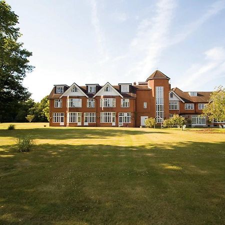 Grovefield House Hotel Slough Eksteriør bilde
